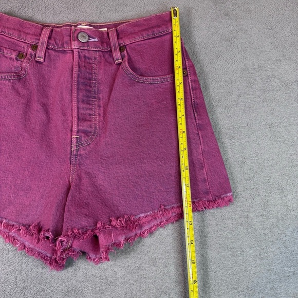 Levi's Pinkish Red High Rise Jean Shorts with Washed Look Size 25 - Picture 2 of 10